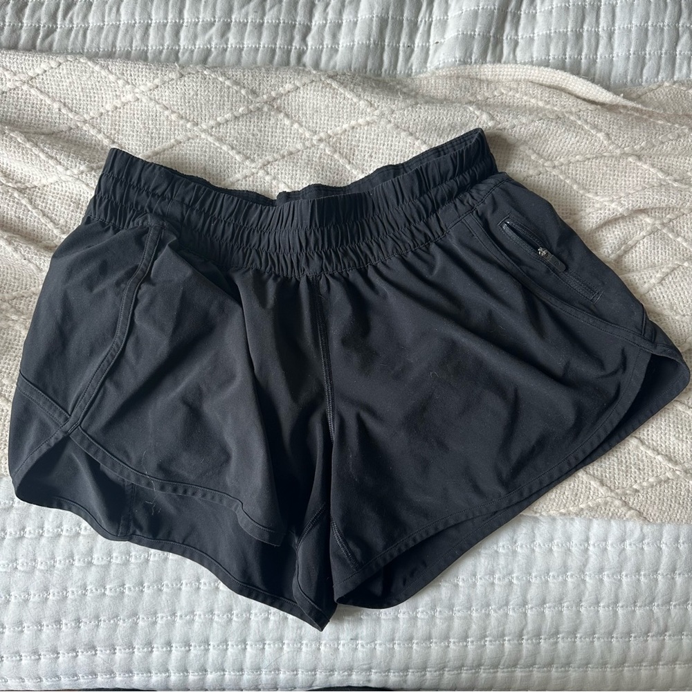 Lululemon Tracker 4” Low Rise Short